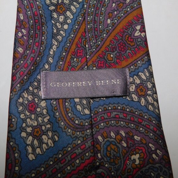 Geoffrey Beene Red Blue Purple Paisley Silk Neck Tie - Picture 7 of 10